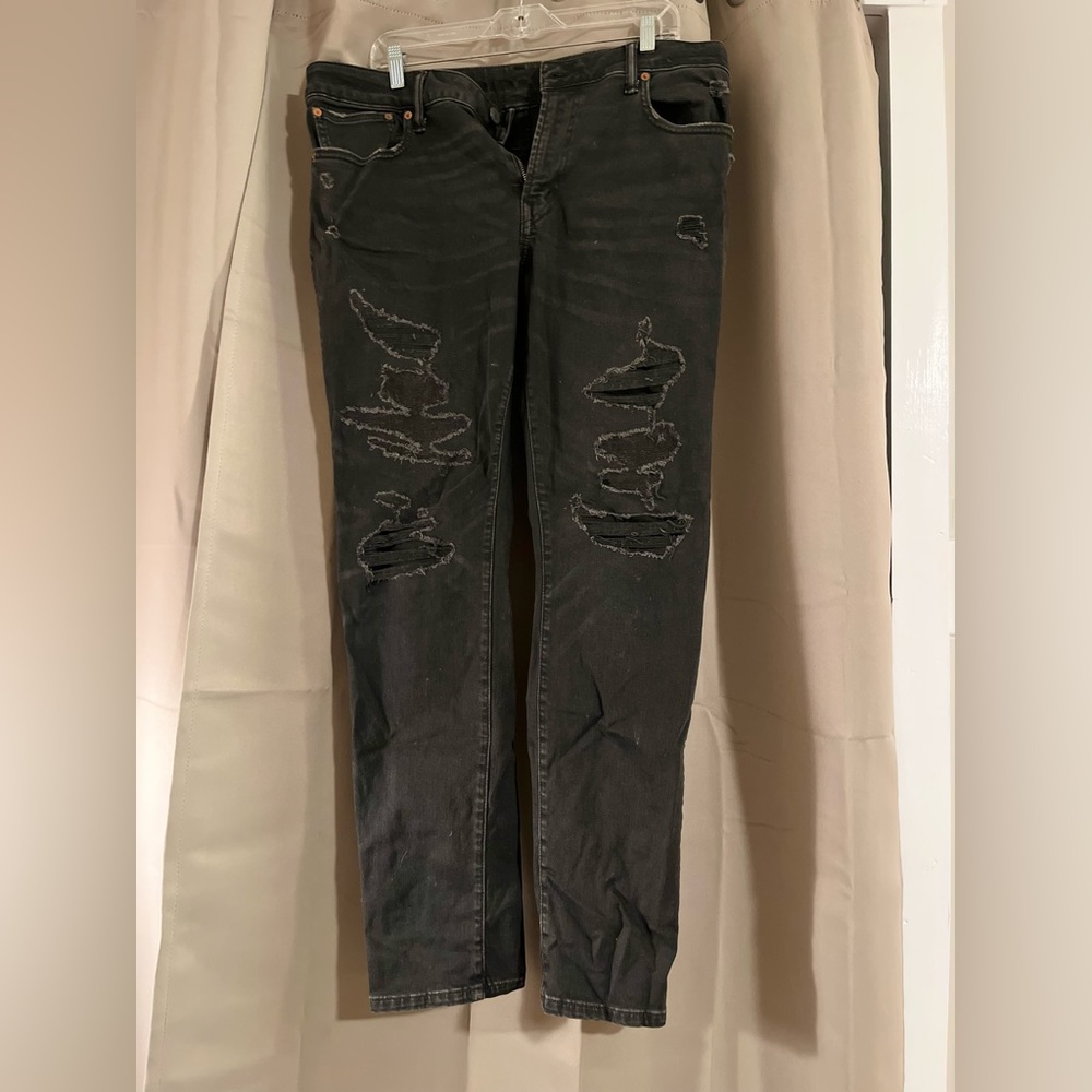 Men’s American Eagle Ripped Jeans